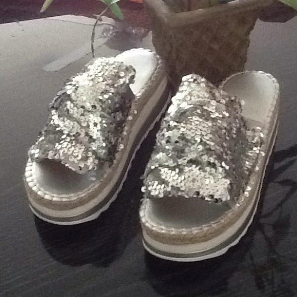 Shoes - ❤️Cute platforms silver # 40